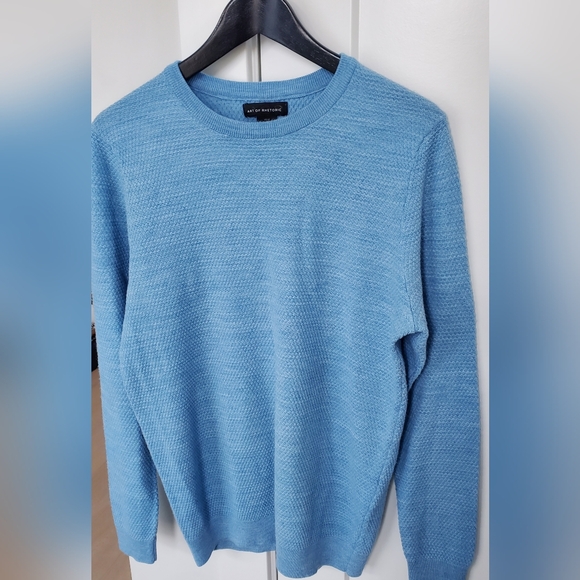 ART OF RHETORIC M- Mens Sweater, Very soft Knit, Gorgeous Shade of BLUE - Picture 3 of 7